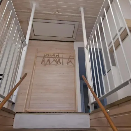 In A Furnished Kotimajoitukset