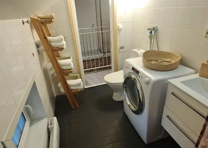 In A Furnished * 카리나